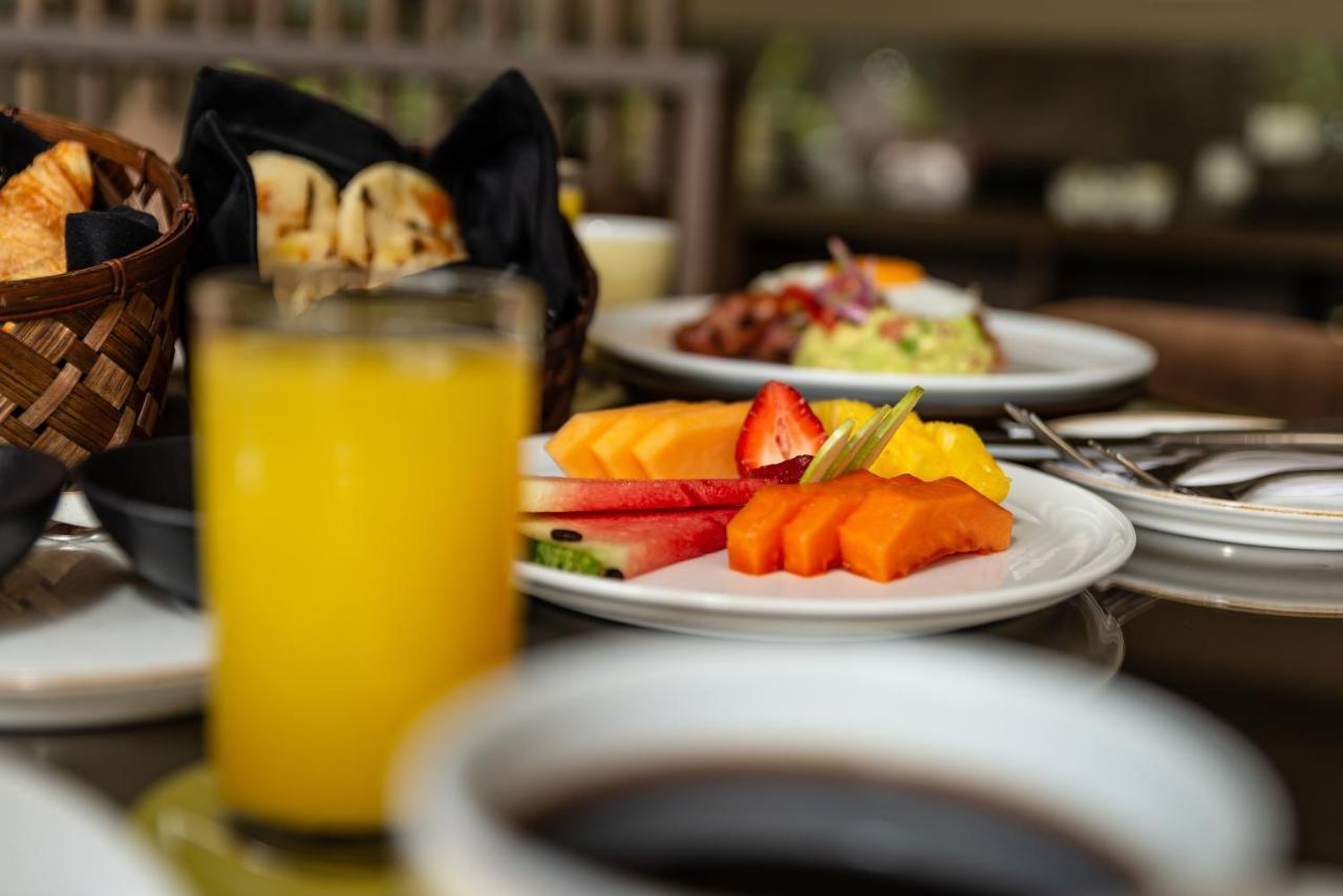 Hotel York Luxury Suites Medellin By Preferred Exteriér fotografie A fruit salad